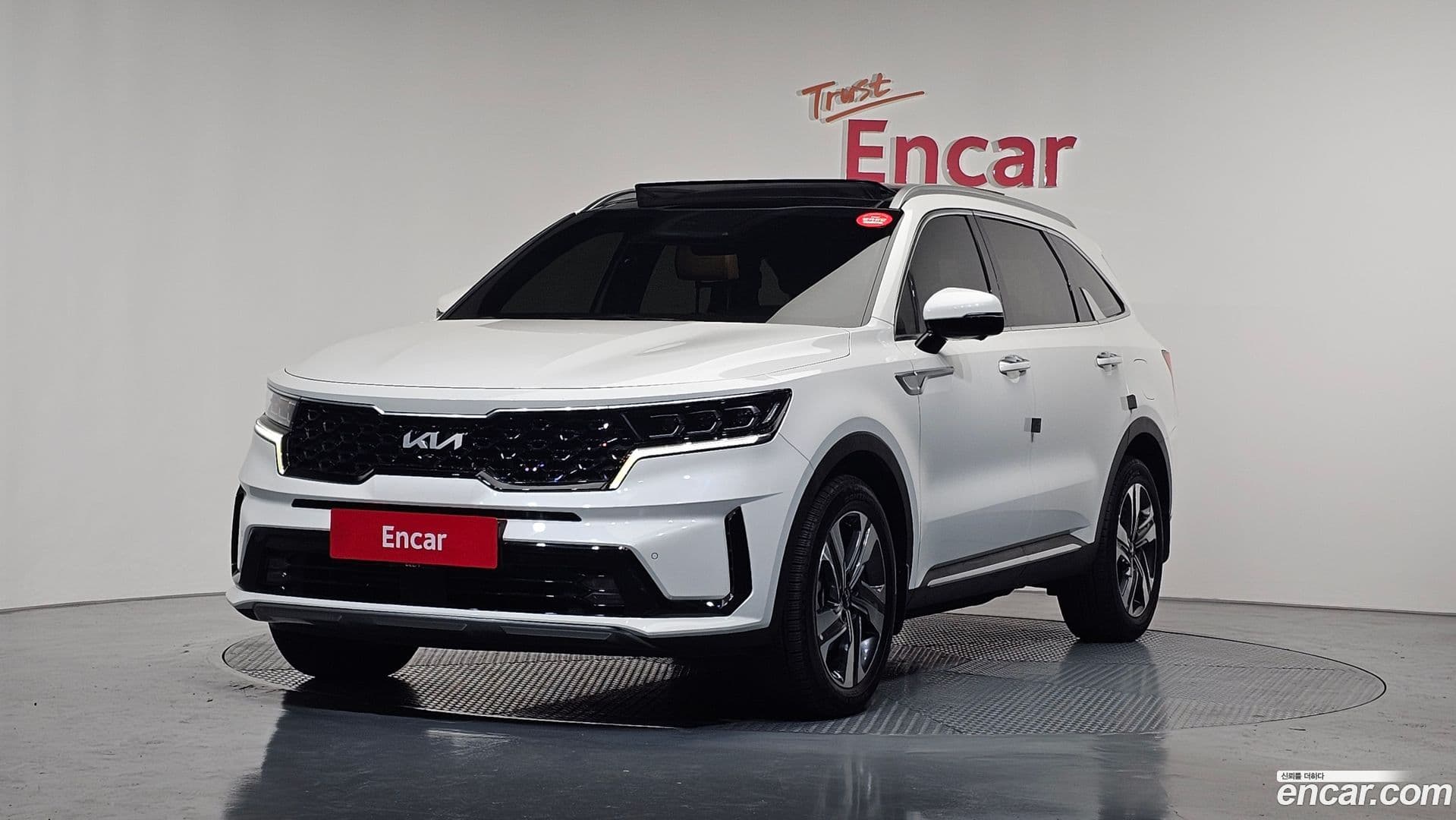Main__Slider__Photo:Sorento Kia 2023.3-0