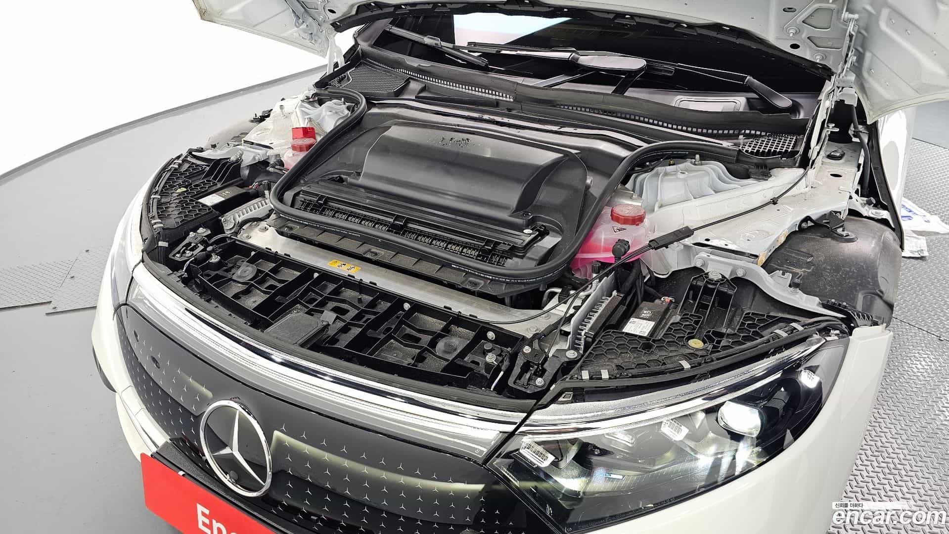 EQS Mercedes-Benz 2023.8-INNER-006