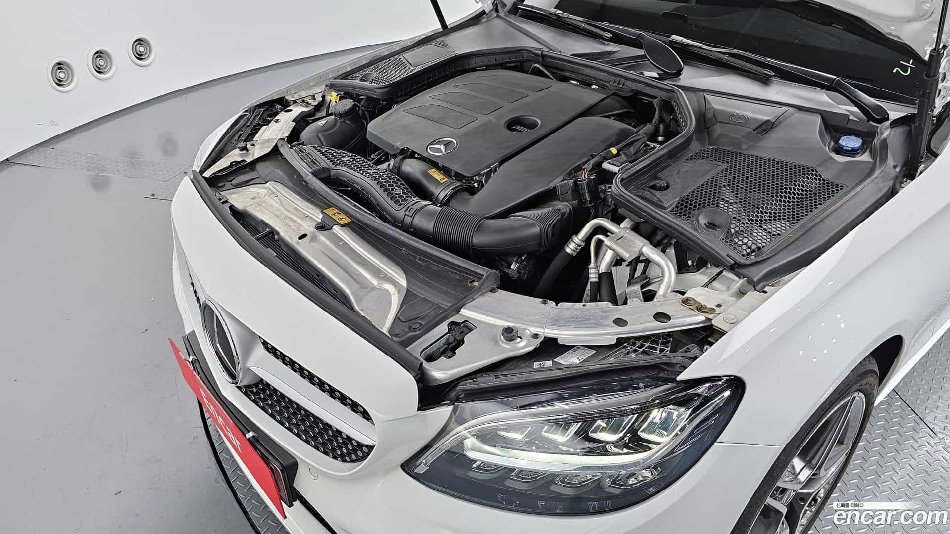 C-Class Mercedes-Benz 2021.4-INNER-006