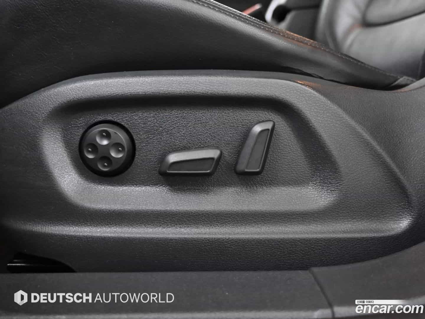 Tiguan Volkswagen 2015.4-OPTION-020