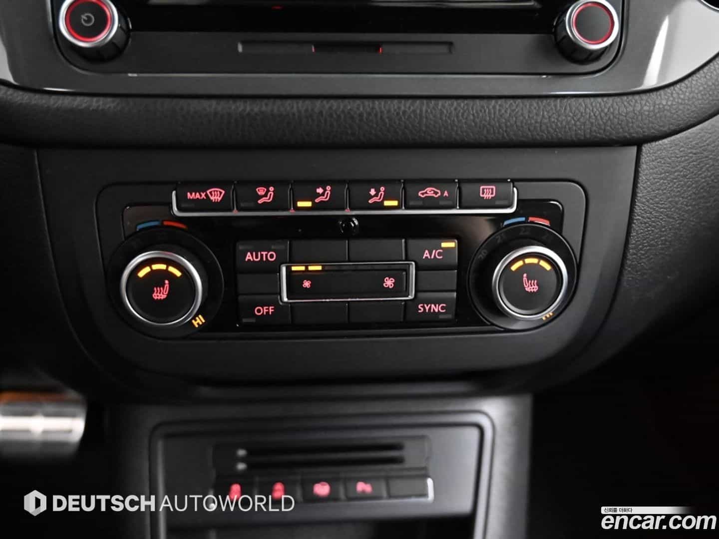 Tiguan Volkswagen 2015.4-OPTION-021