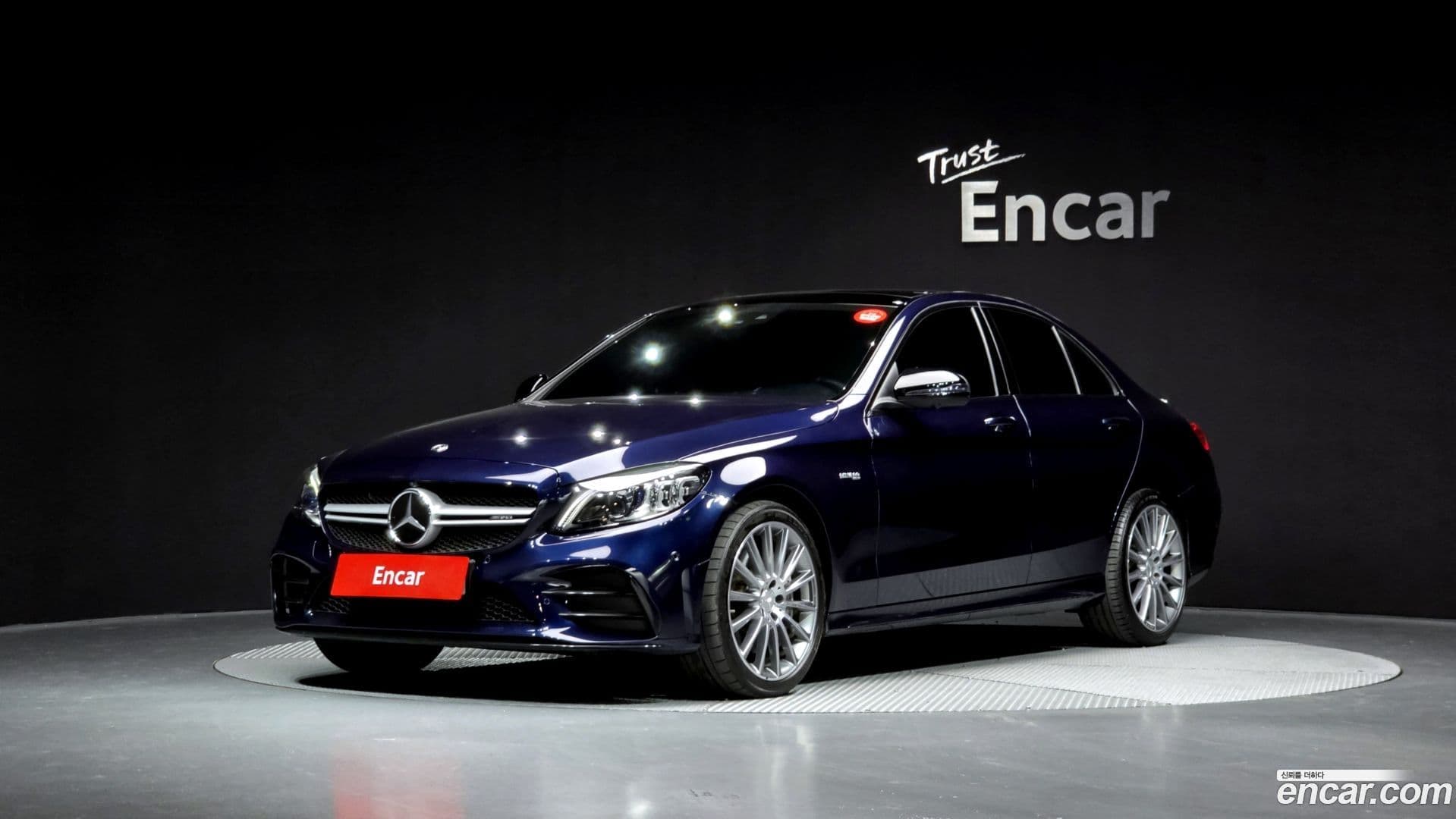 Main__Slider__Photo:C-Class Mercedes-Benz 2019.11-0
