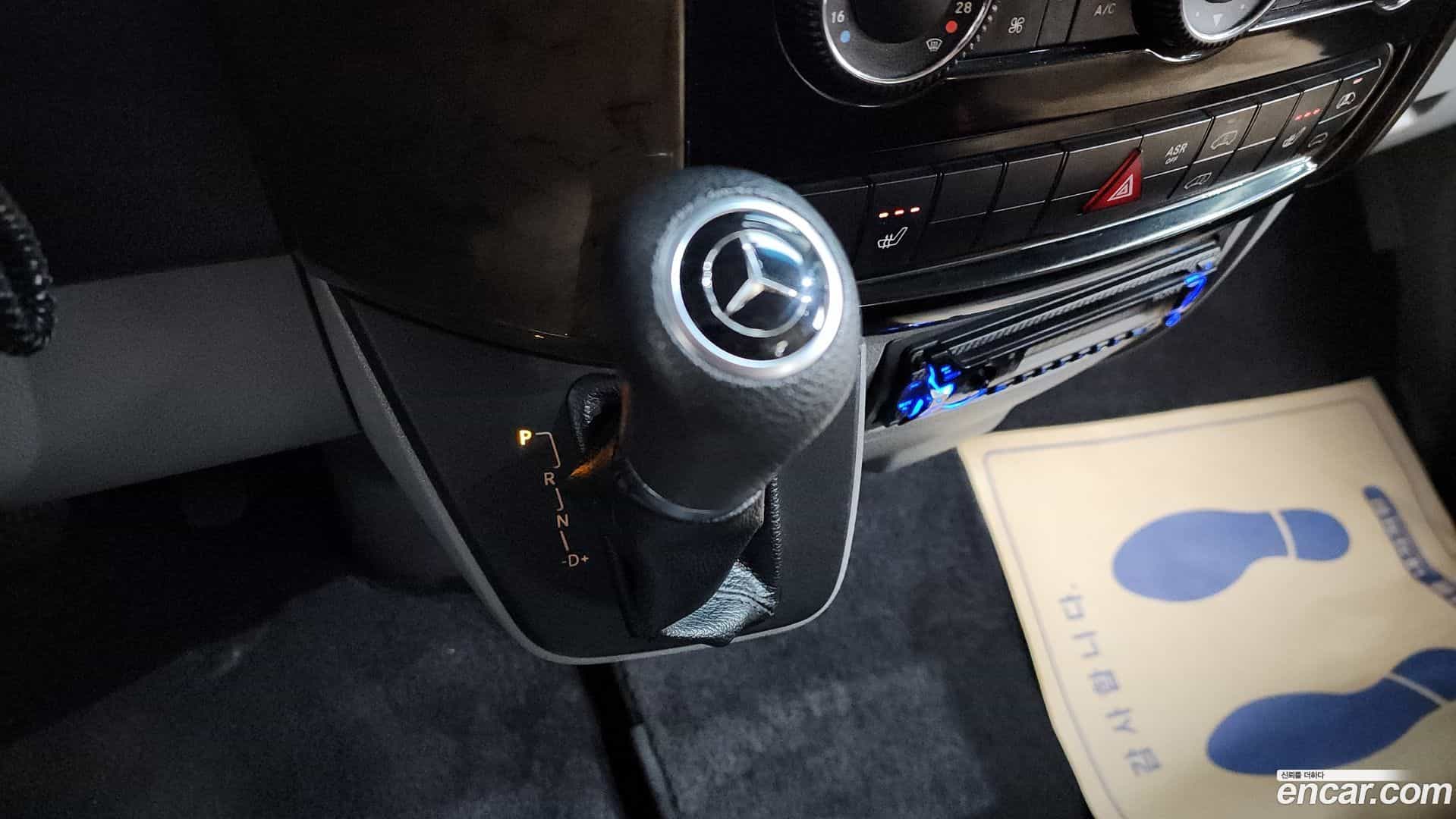 Sprinter Mercedes-Benz 2014.8-INNER-009