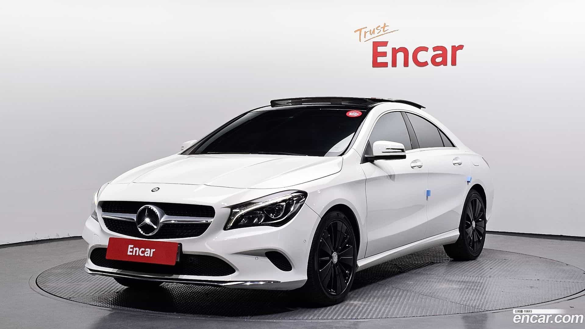 CLA-Class Mercedes-Benz 2017.2-OUTER-001