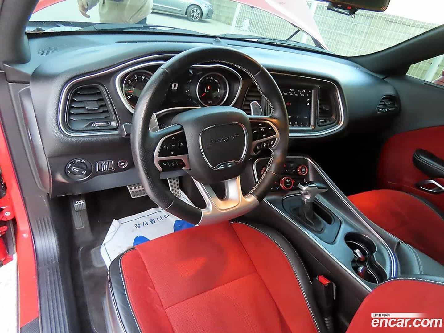 Challenger Dodge 2018.11-INNER-010