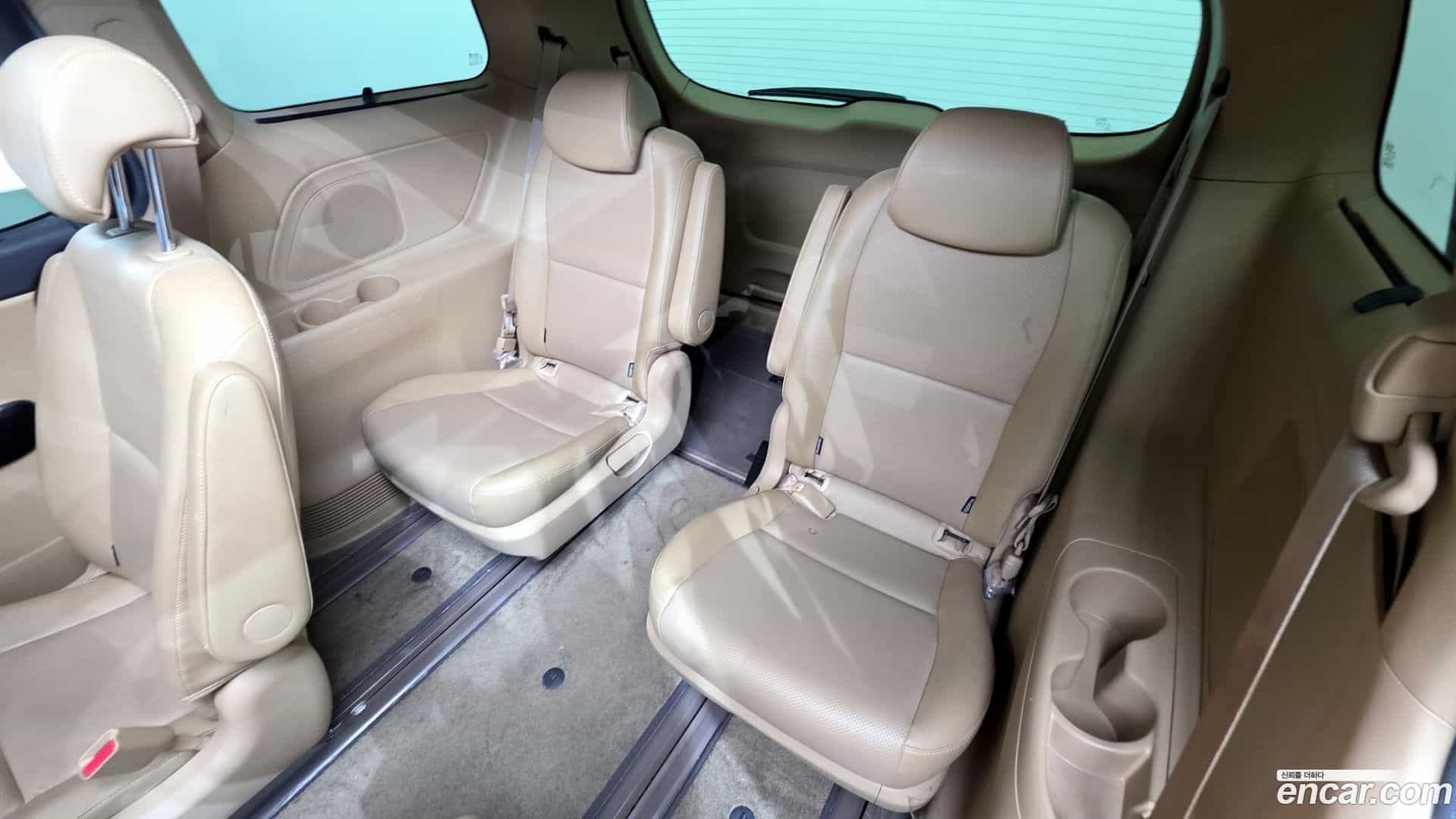 Canival Kia 2017.2-OPTION-016