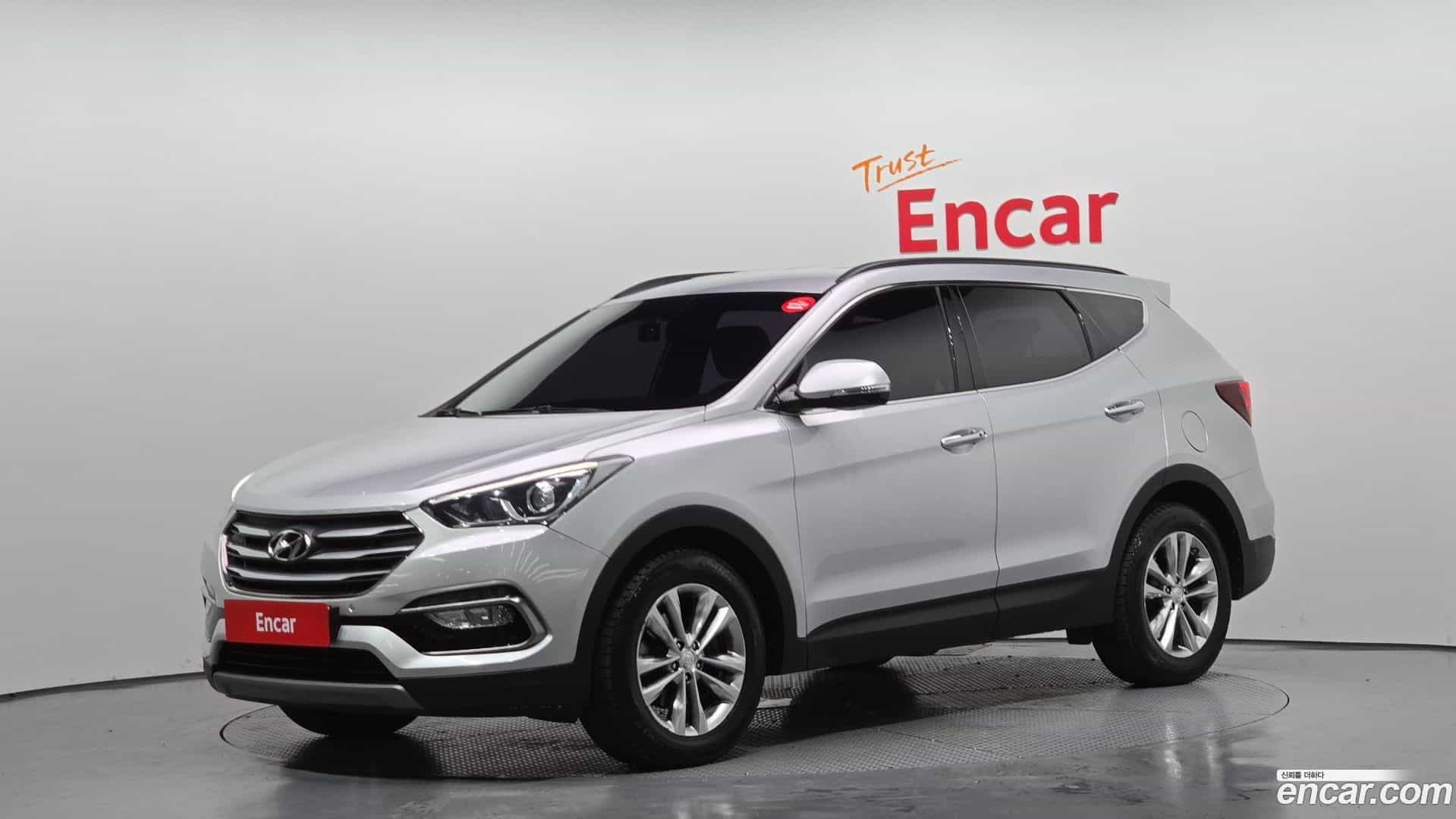 Santafe Hyundai 2018.0-OUTER-001