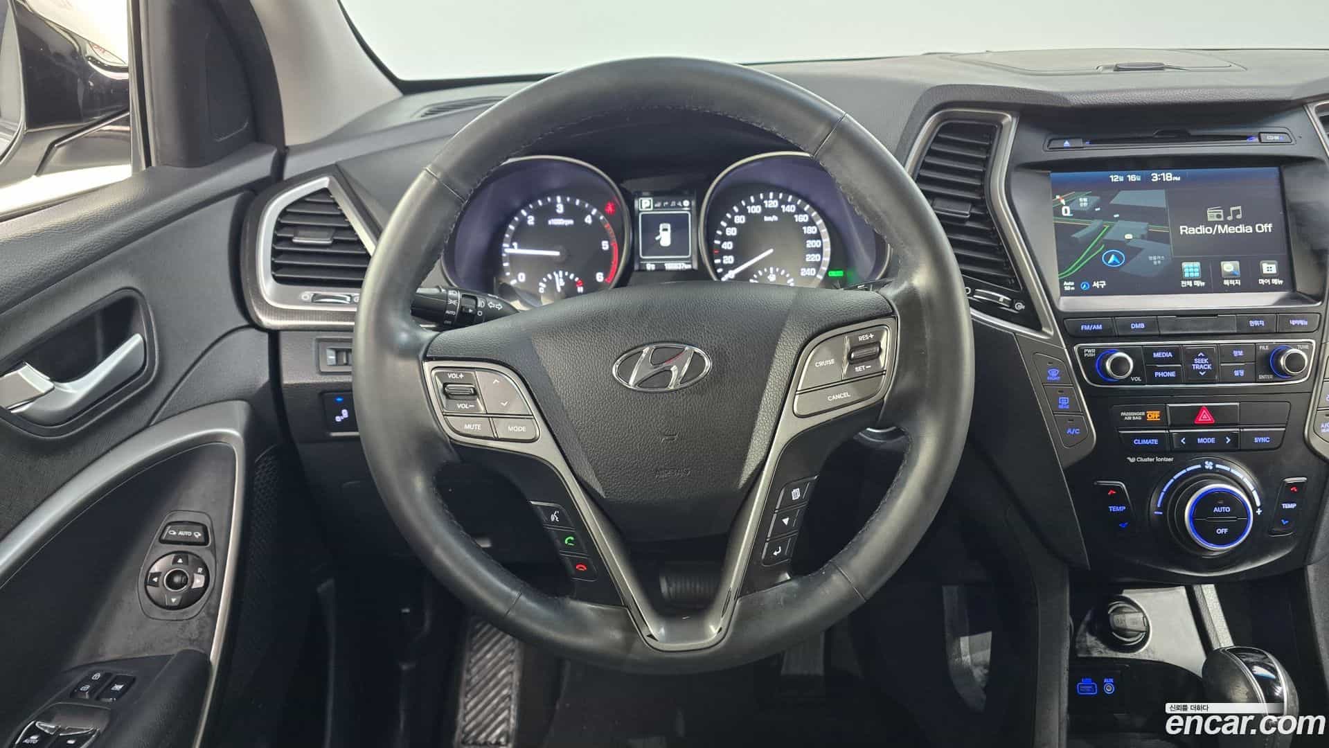 Santafe Hyundai 2018.0-OPTION-017