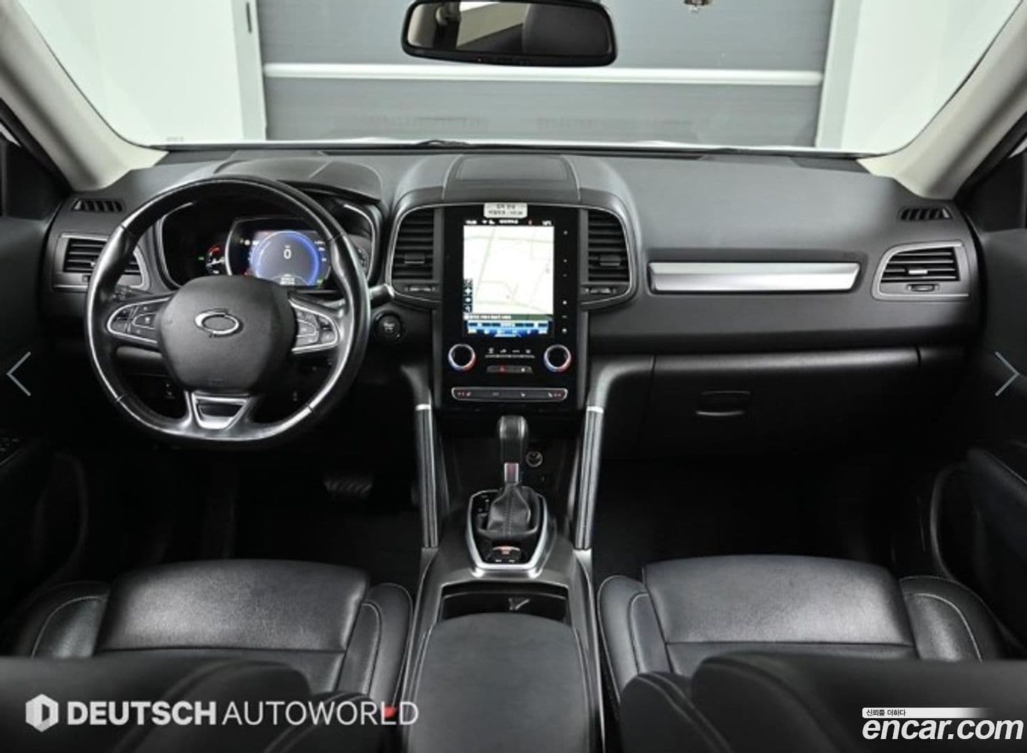 Main__Slider__Photo:QM6 Renault Korea 2022.5-6
