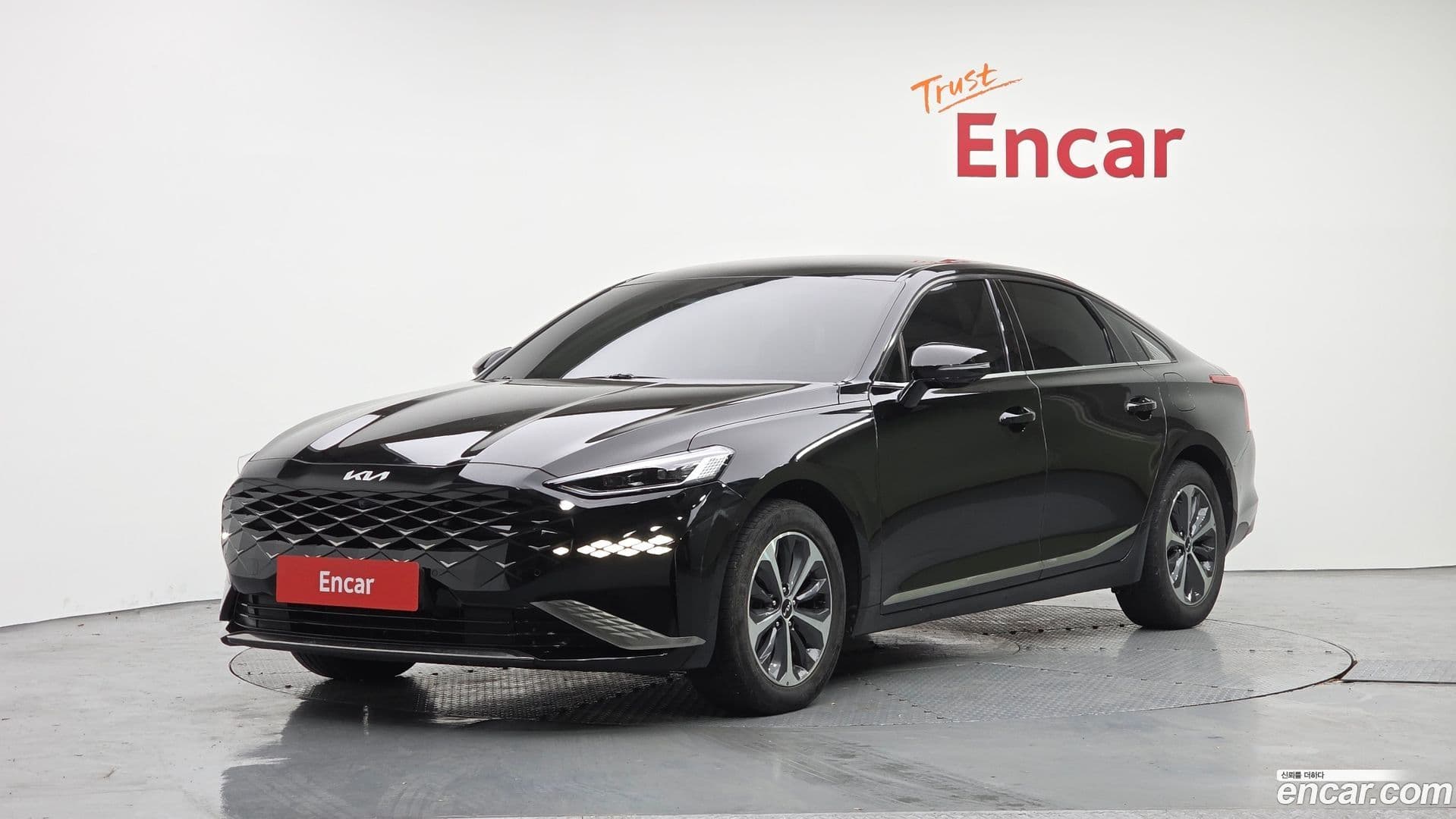 Main__Slider__Photo:K8 Kia 2021.10-0