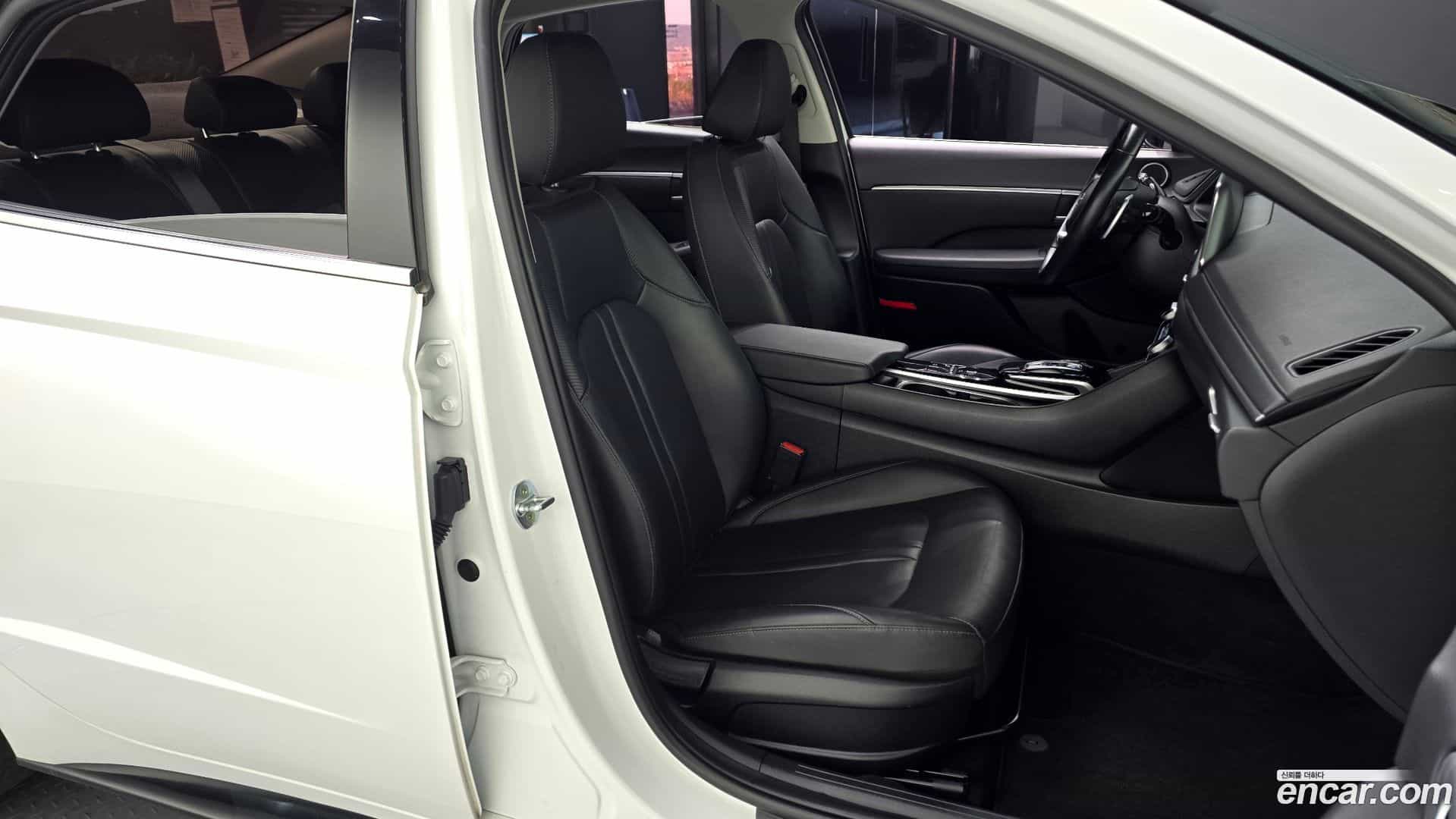 Sonata Hyundai 2022.4-INNER-010