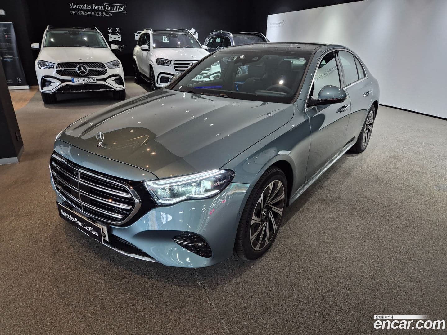 Main__Slider__Photo:E-Class Mercedes-Benz 2025.8-0
