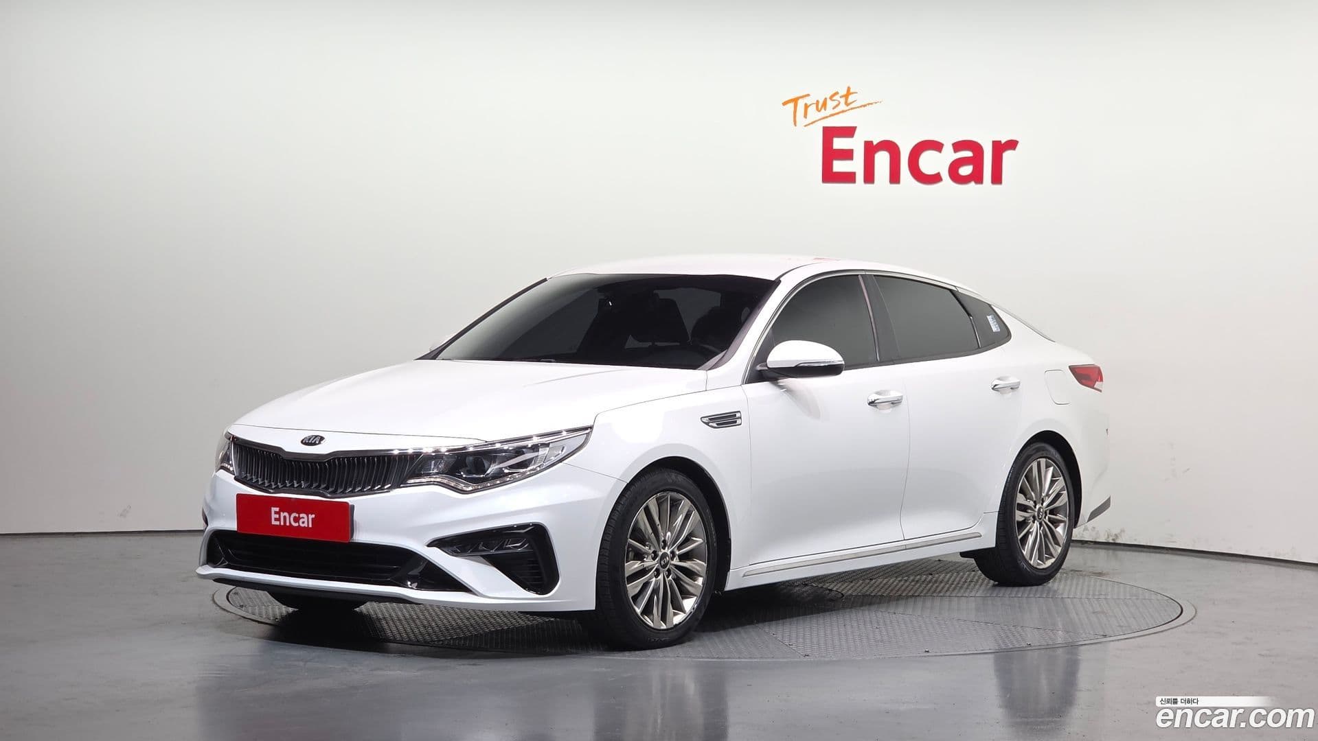 Main__Slider__Photo:K5 Kia 2018.9-0
