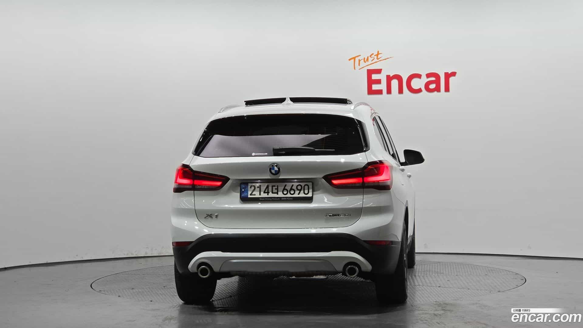 X1 BMW 2021.6-OUTER-004