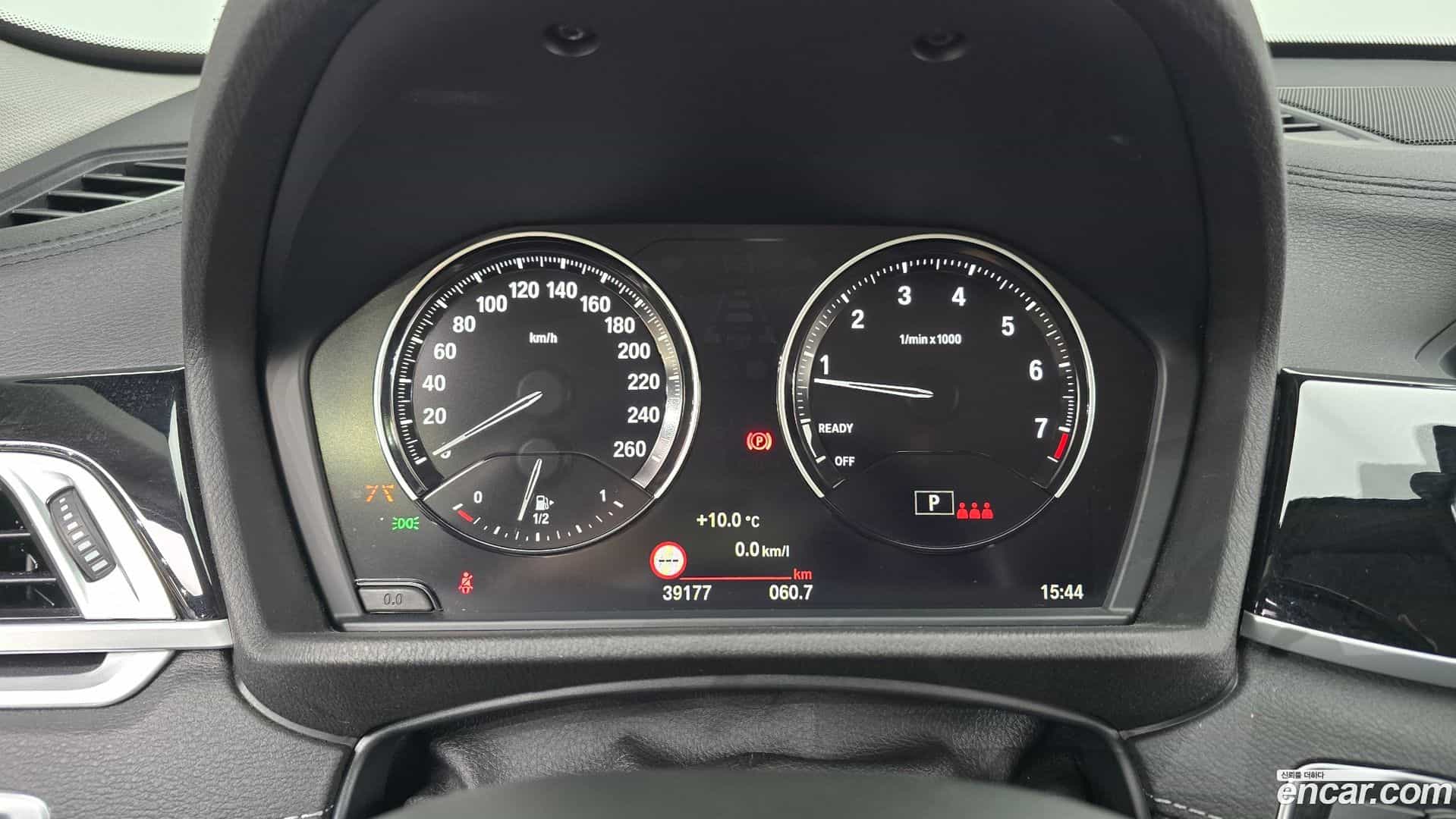 X1 BMW 2021.6-INNER-008