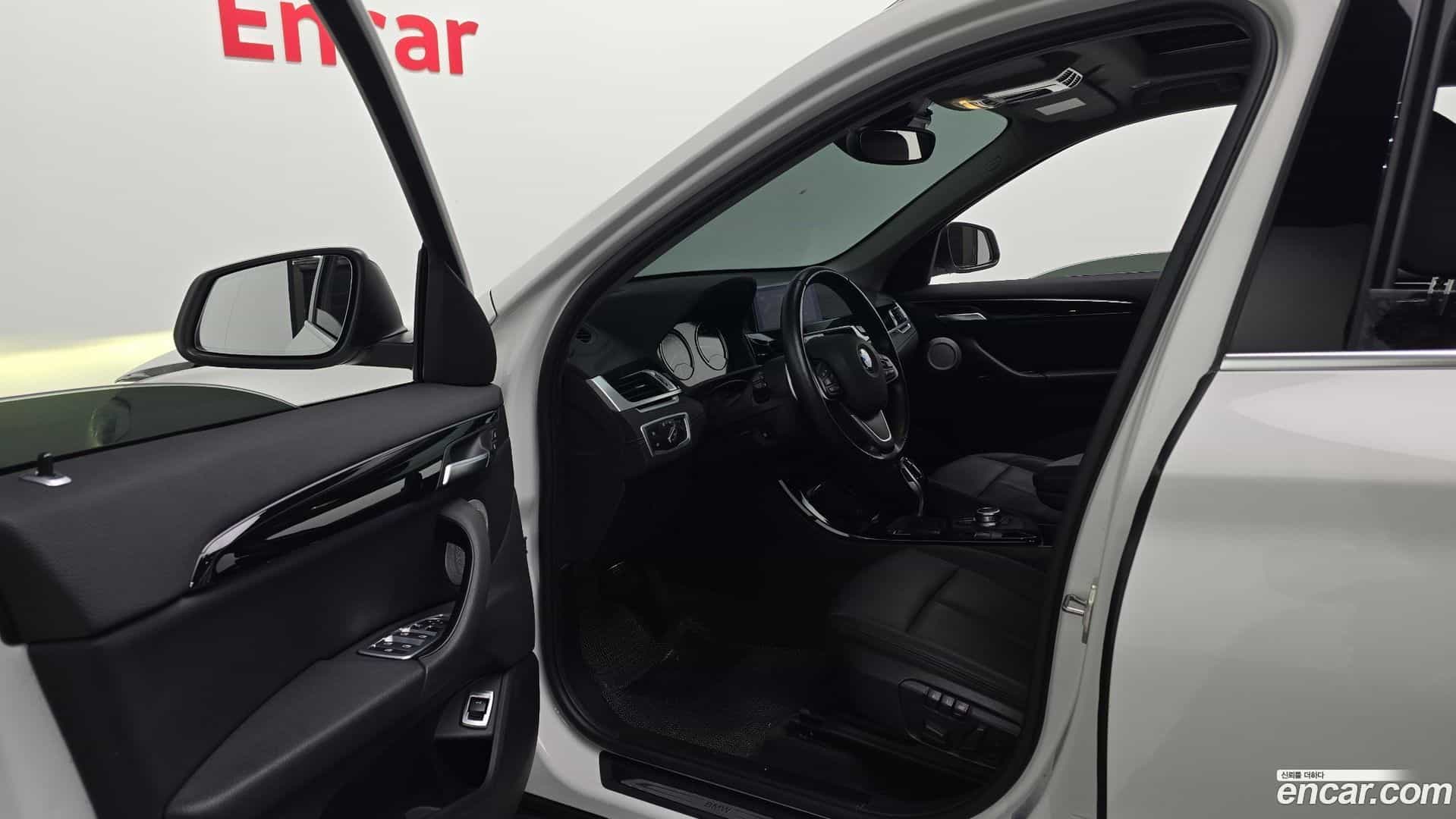 X1 BMW 2021.6-INNER-010