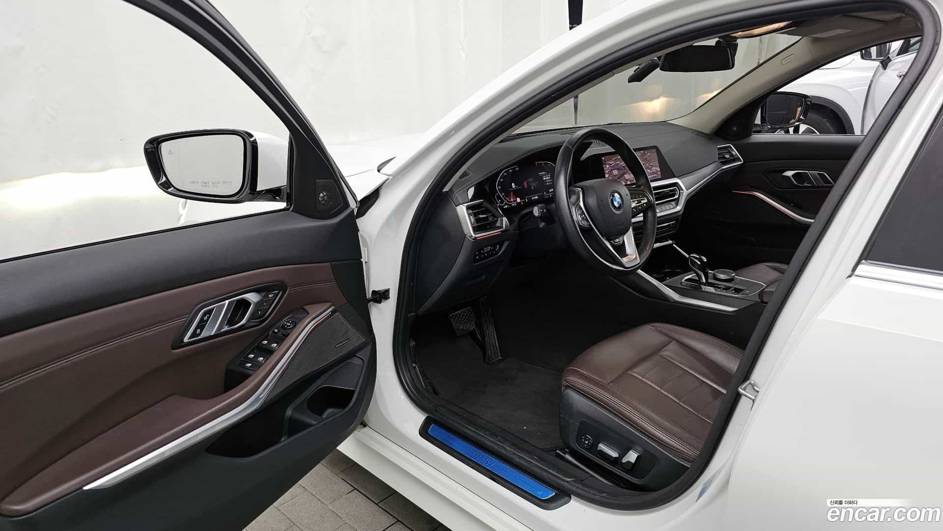 3-Series BMW 2020.8-INNER-010