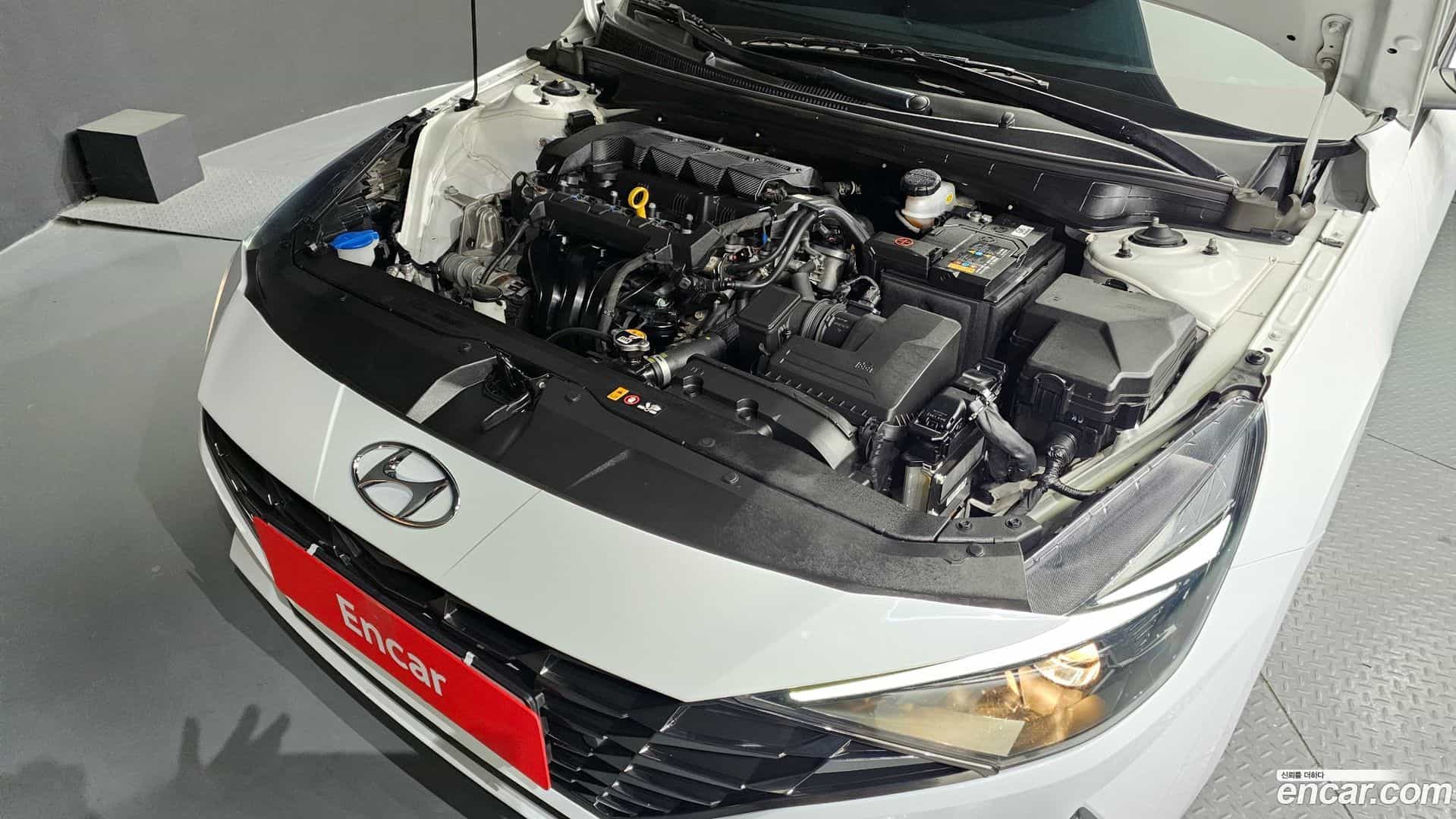 AVANTE Hyundai 2022.3-INNER-006