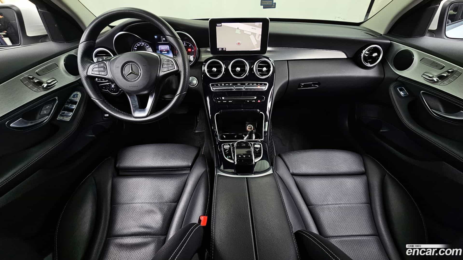 C-Class Mercedes-Benz 2015.11-INNER-007