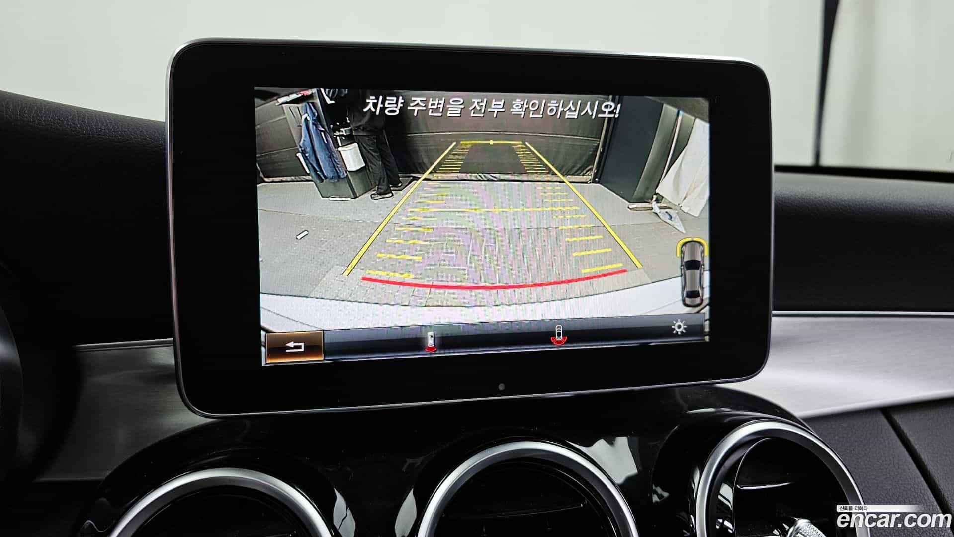 C-Class Mercedes-Benz 2015.11-OPTION-019