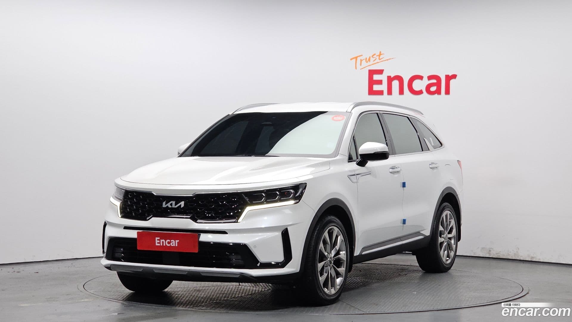 Main__Slider__Photo:Sorento Kia 2023.3-0