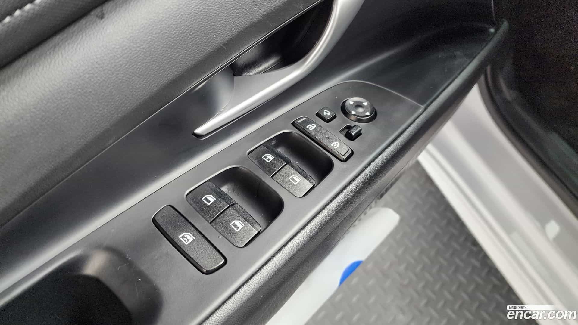 AVANTE Hyundai 2022.11-OPTION-018