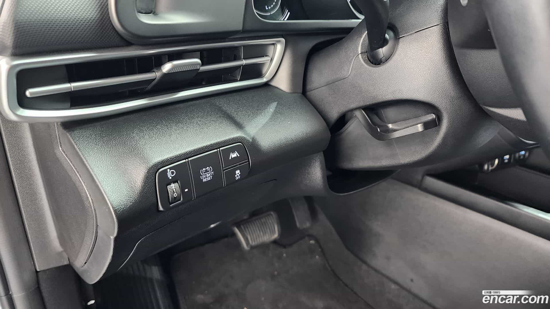AVANTE Hyundai 2022.11-OPTION-019