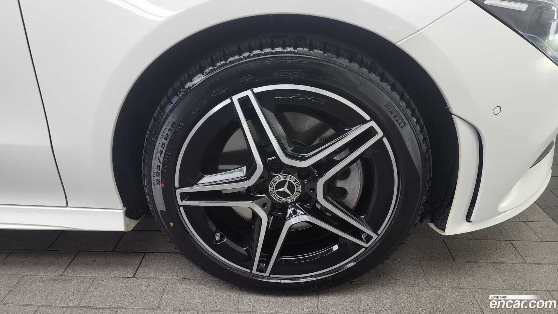 CLA-Class Mercedes-Benz 2022.11-OUTER-005
