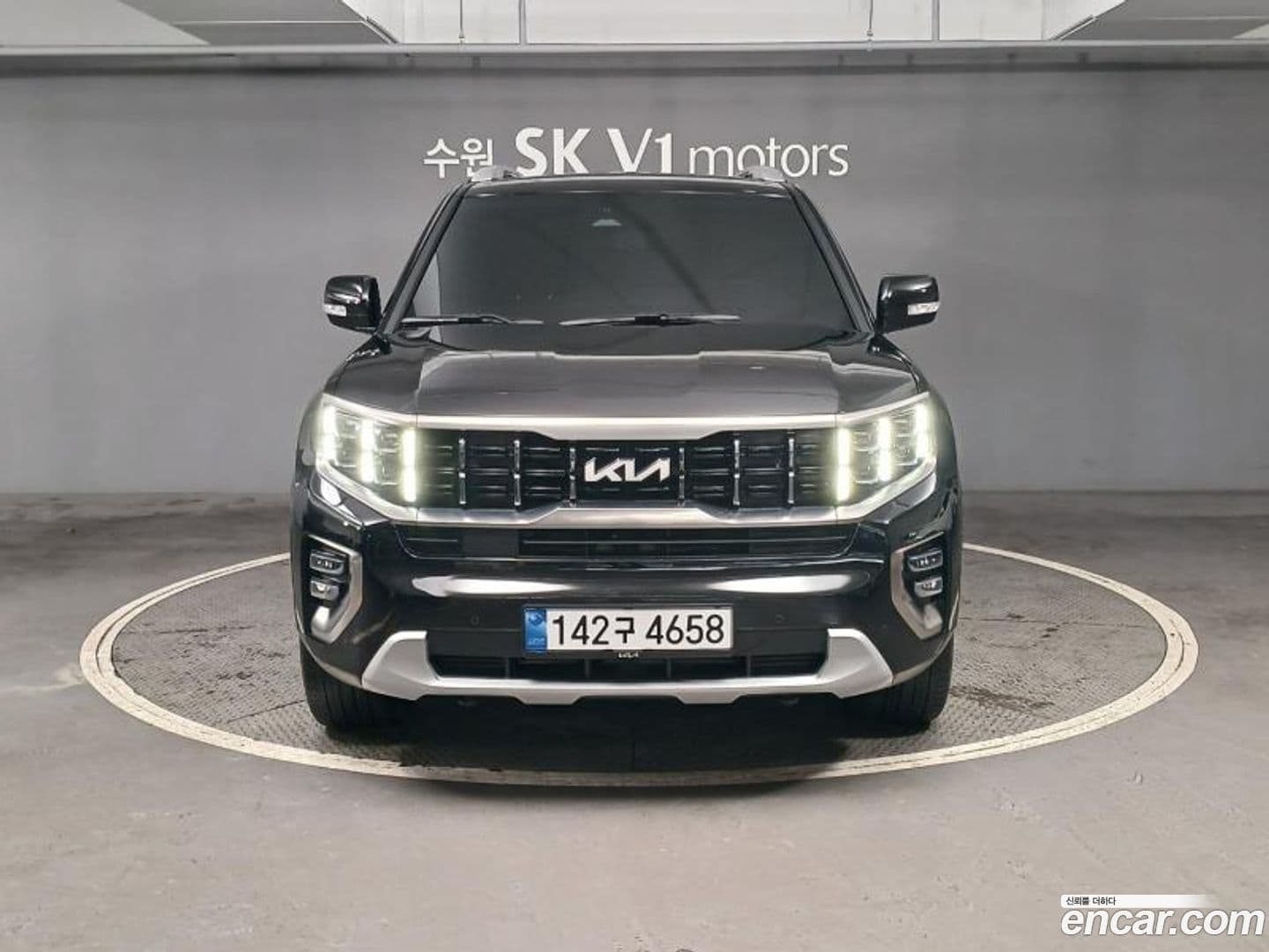 Main__Slider__Photo:Mohave Kia 2022.4-0