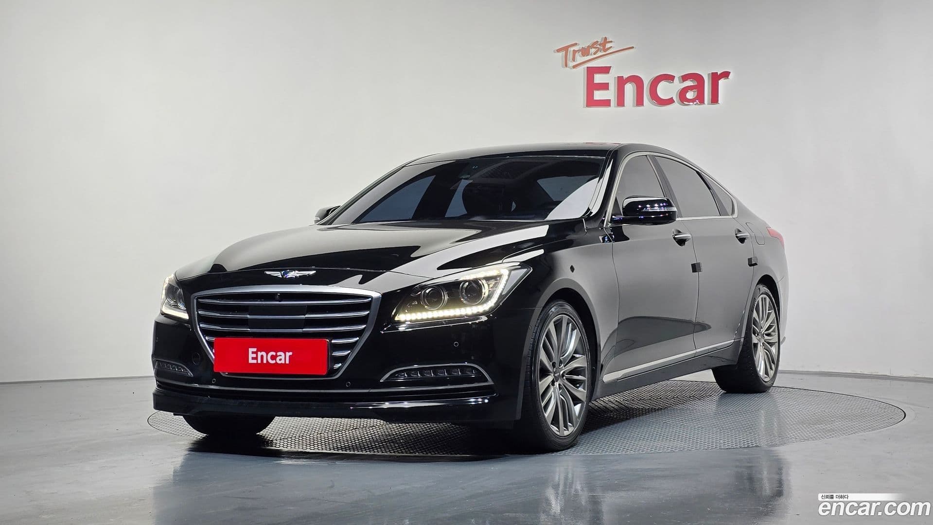 Main__Slider__Photo:Genesis Hyundai 2014.6-0