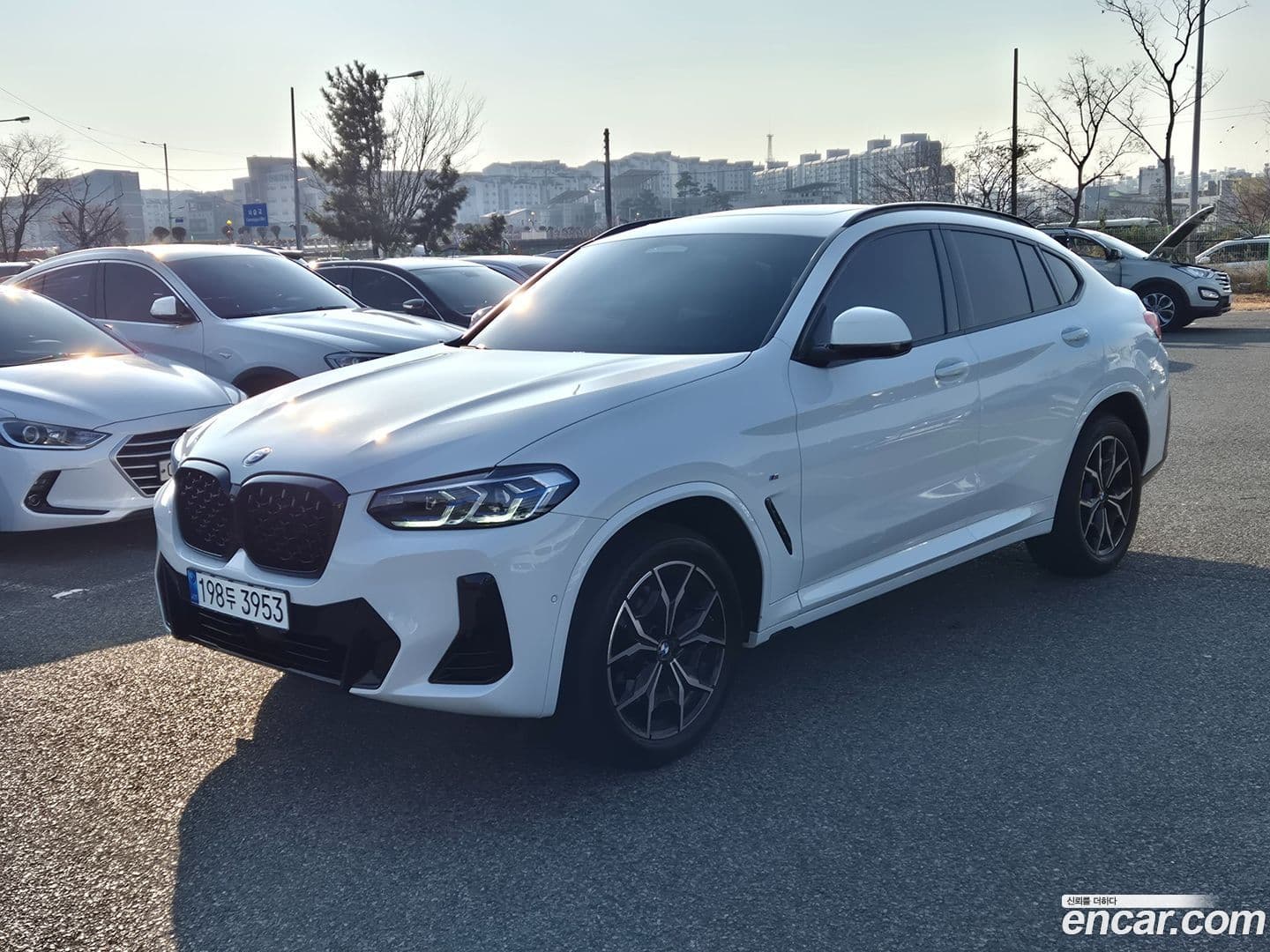 Main__Slider__Photo:X4 BMW 2022.7-0
