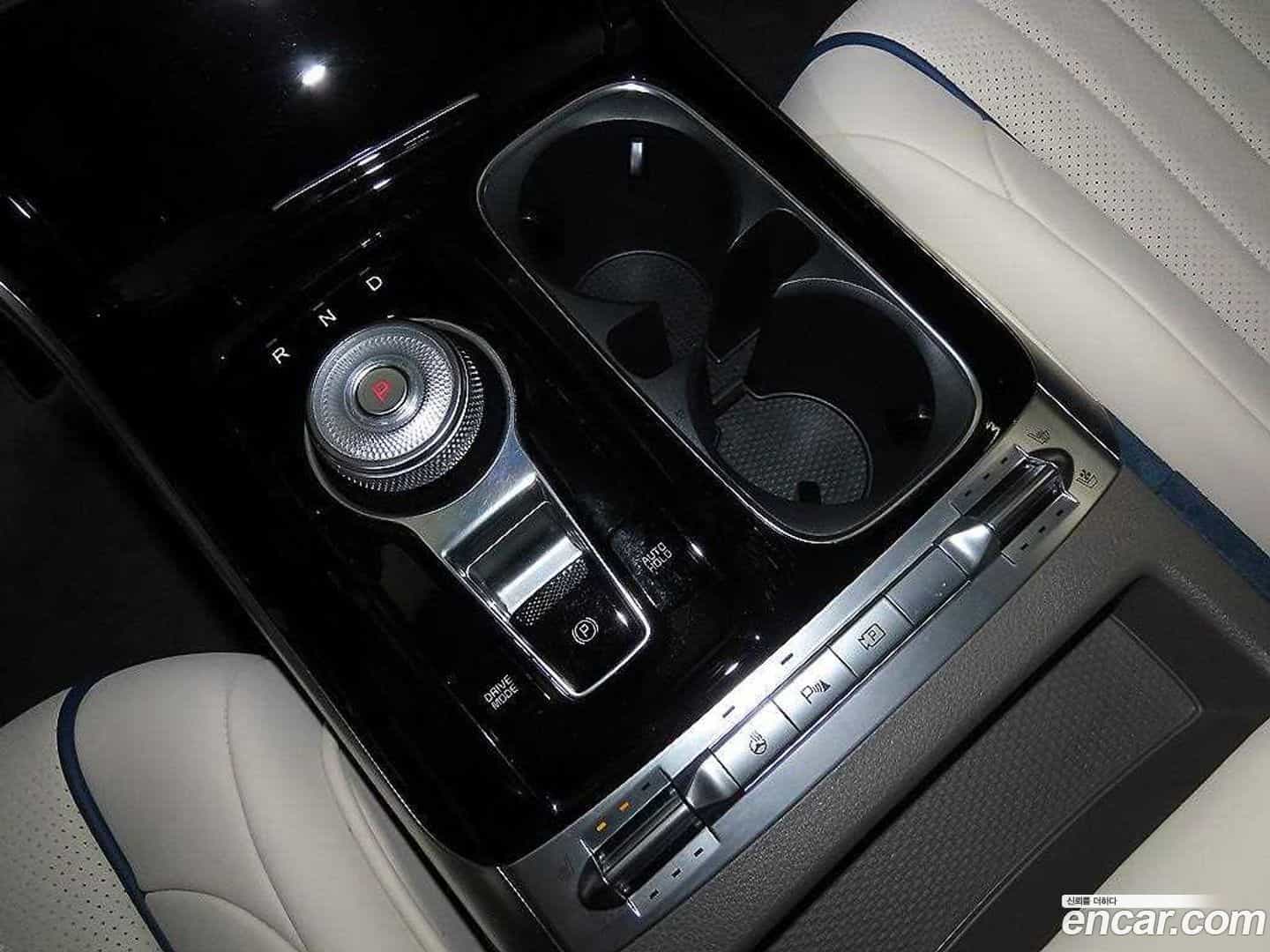 Canival Kia 2023.4-OPTION-016