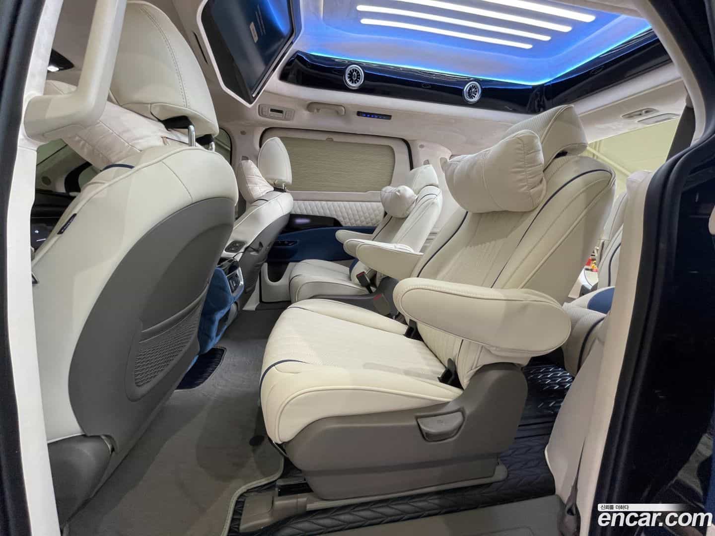 Canival Kia 2023.4-OPTION-024