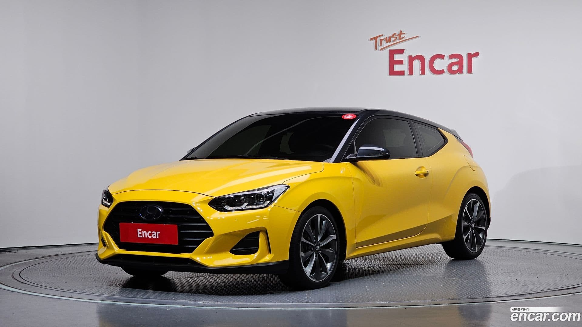 Main__Slider__Photo:Veloster Hyundai 2020.6-0