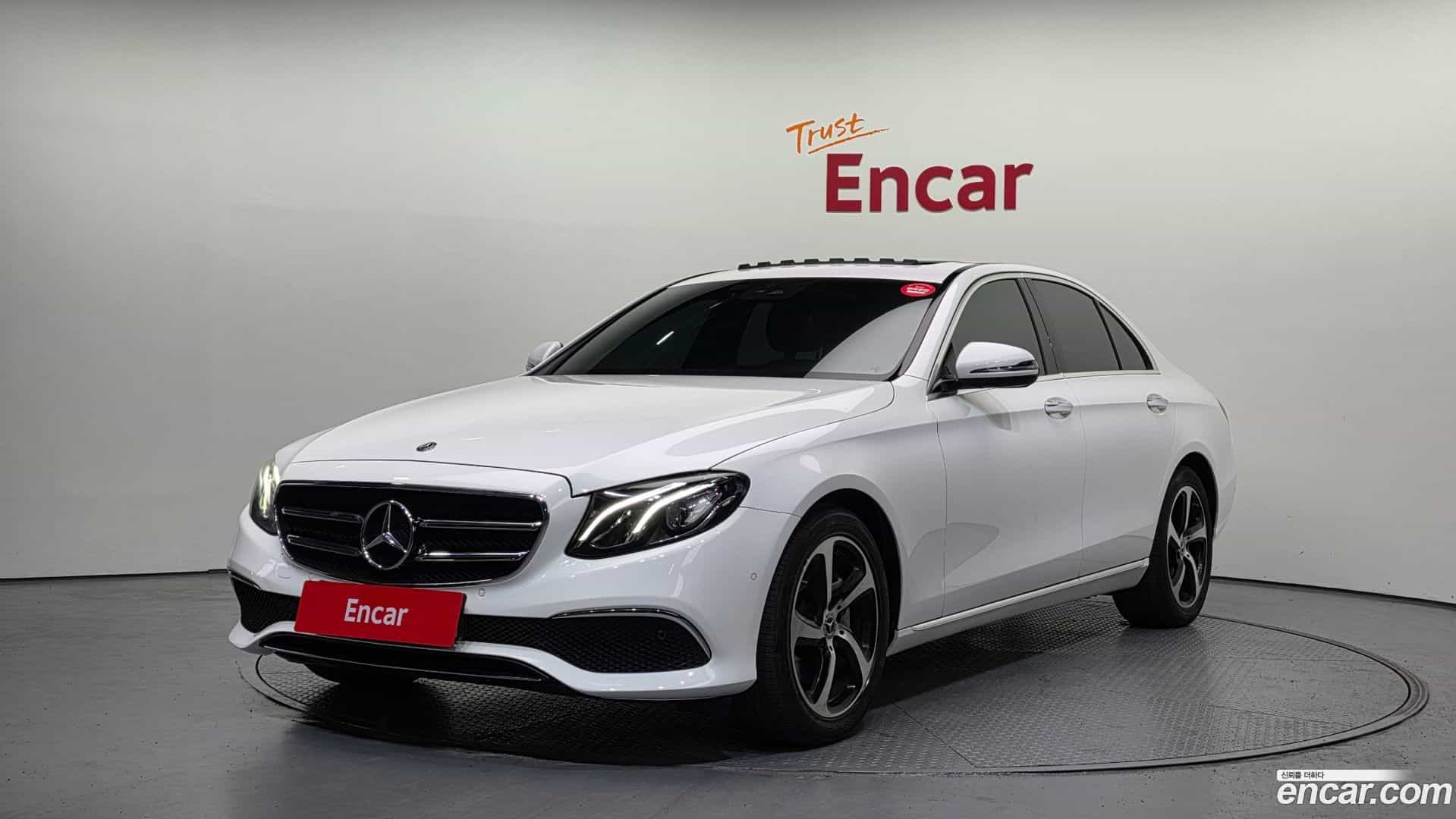 E-Class Mercedes-Benz 2020.2-OUTER-001