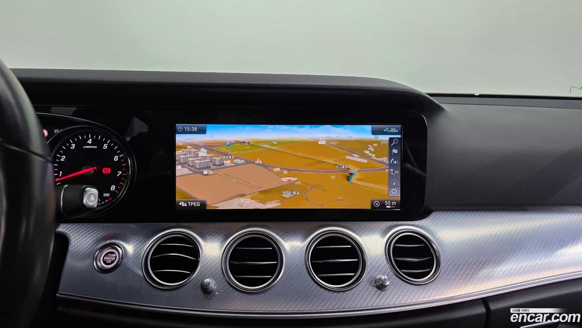 E-Class Mercedes-Benz 2020.2-OPTION-020