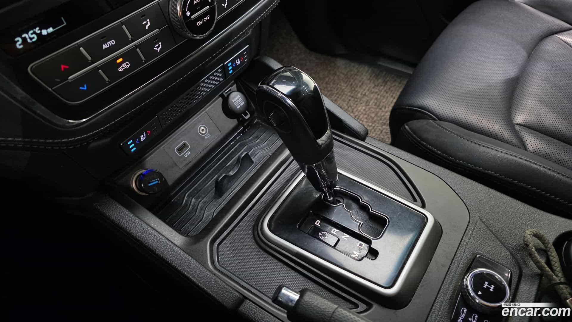Rexton KG Mobility 2018.6-INNER-009