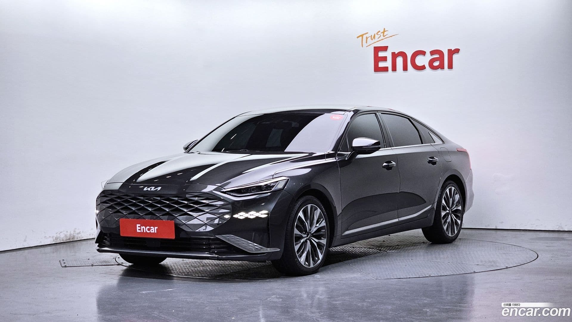 Main__Slider__Photo:K8 Kia 2021.10-0
