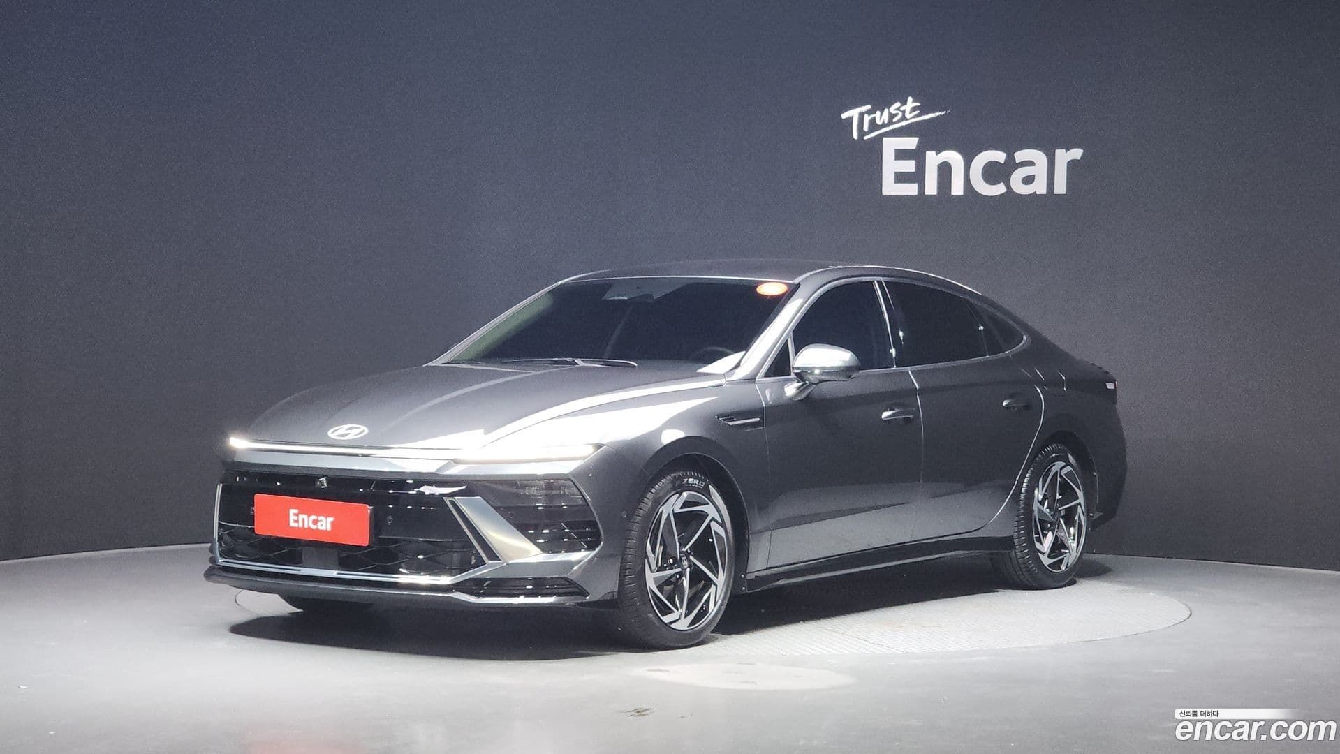 Main__Slider__Photo:Sonata Hyundai 2024.9-0