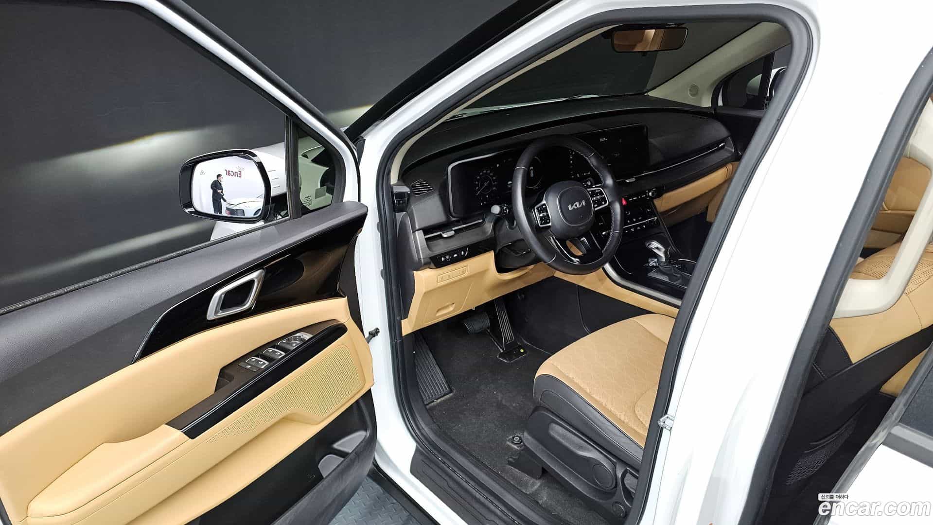 Canival Kia 2022.6-OPTION-015