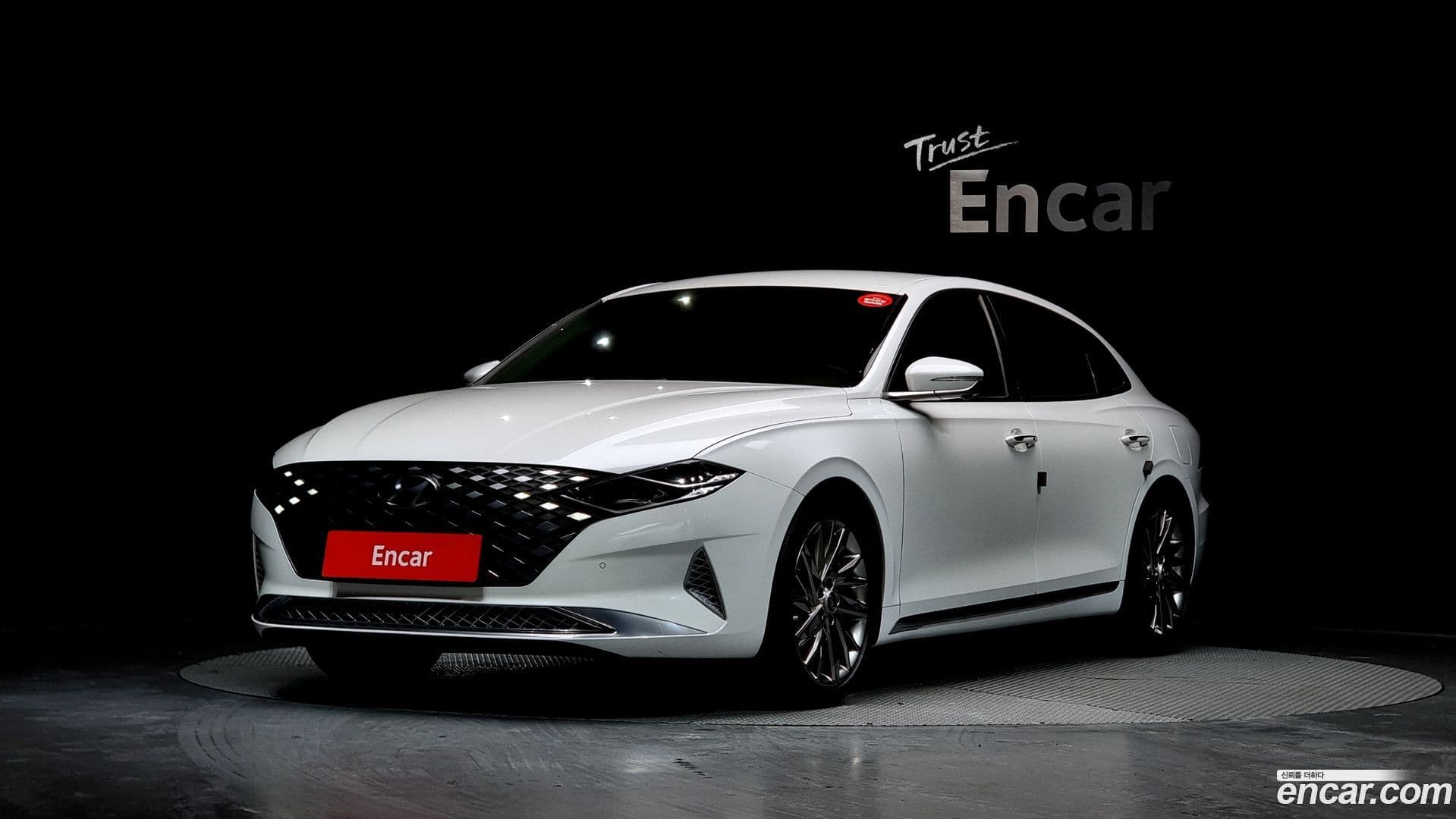 Main__Slider__Photo:Grandeur Hyundai 2020.10-0