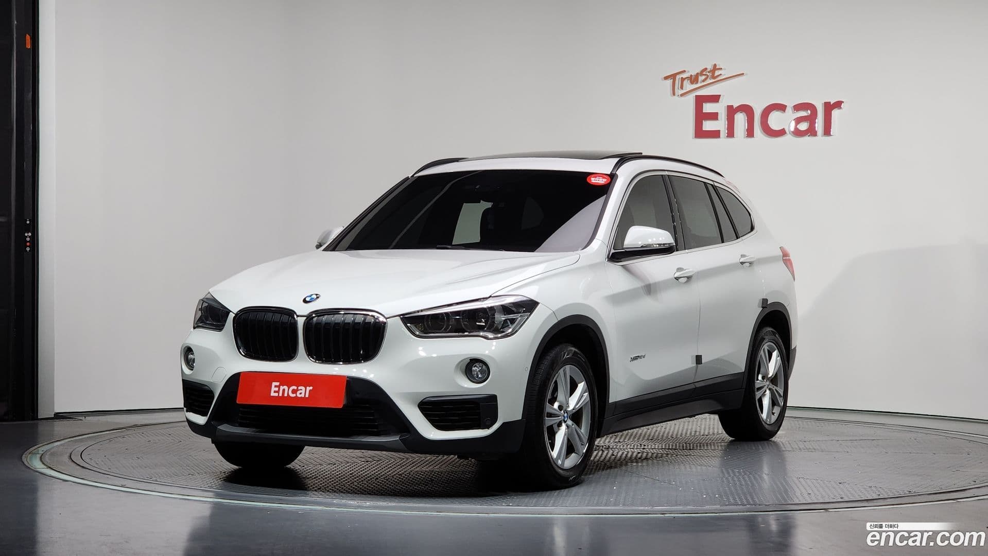 Main__Slider__Photo:X1 BMW 2017.6-0