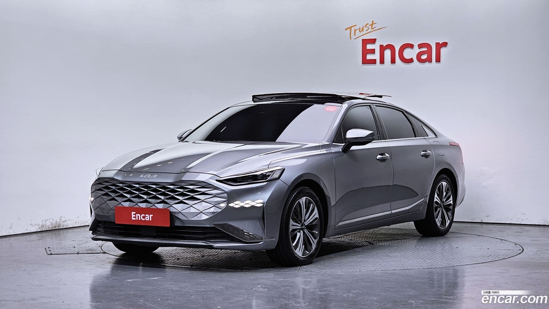 Main__Slider__Photo:K8 Kia 2021.10-0
