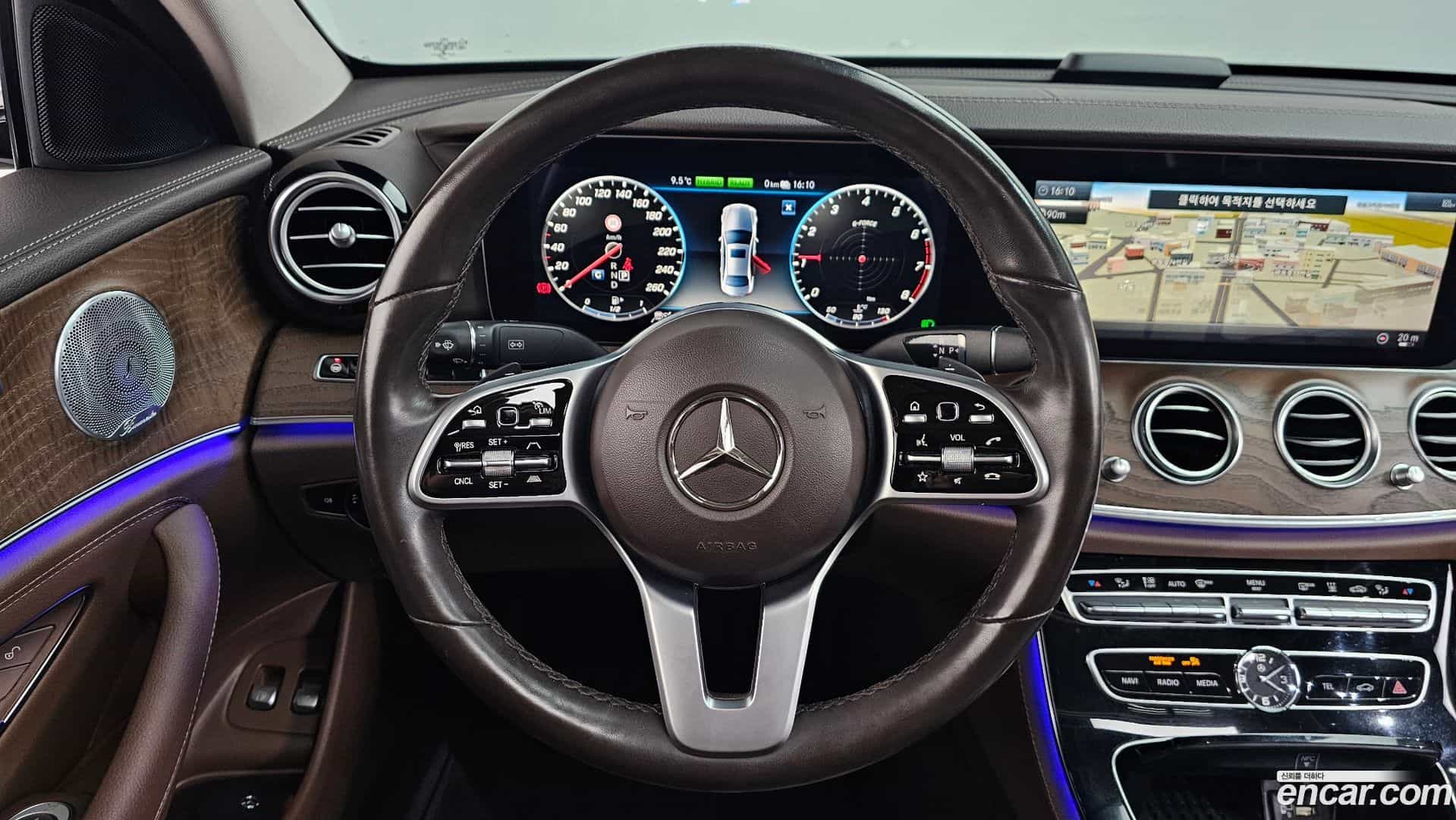 E-Class Mercedes-Benz 2020.3-OPTION-017