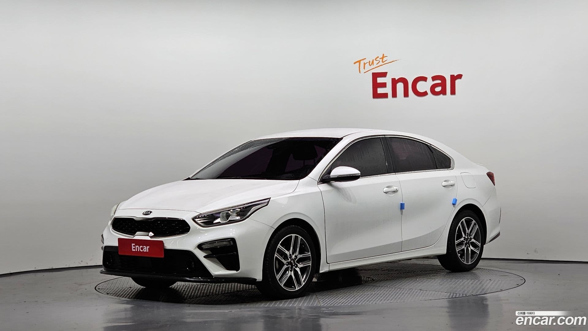 Main__Slider__Photo:K3 Kia 2018.4-0