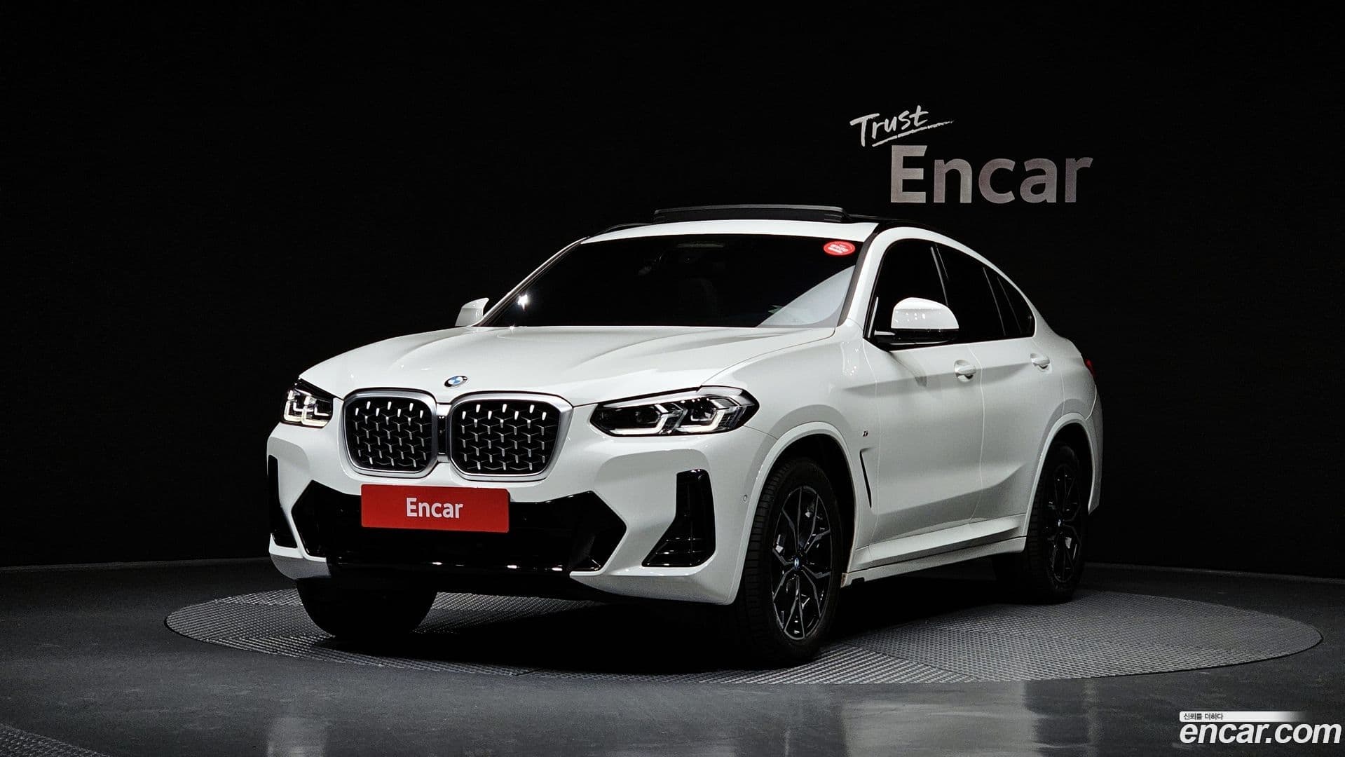 Main__Slider__Photo:X4 BMW 2023.10-0
