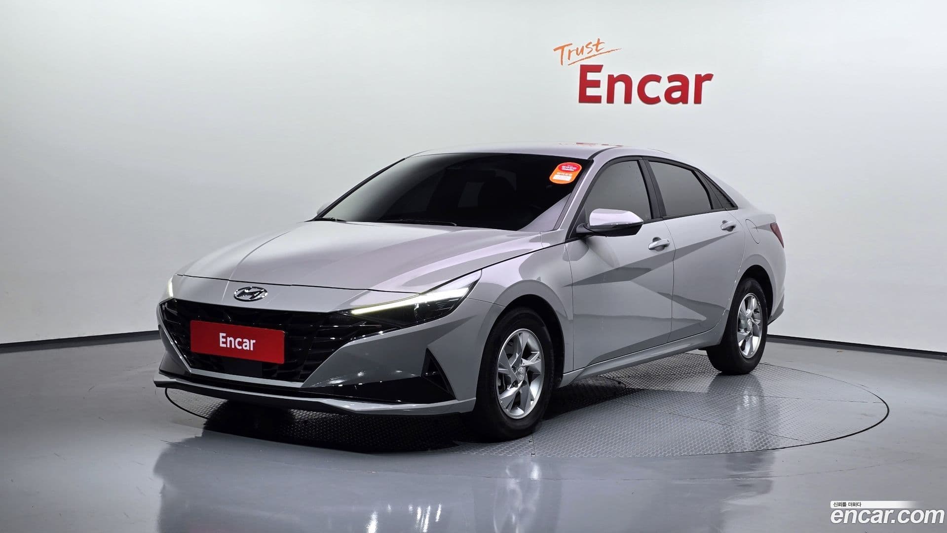 Main__Slider__Photo:AVANTE Hyundai 2021.9-0