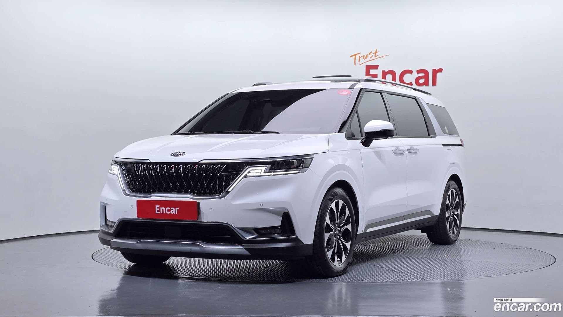 Main__Slider__Photo:Canival Kia 2021.3-0