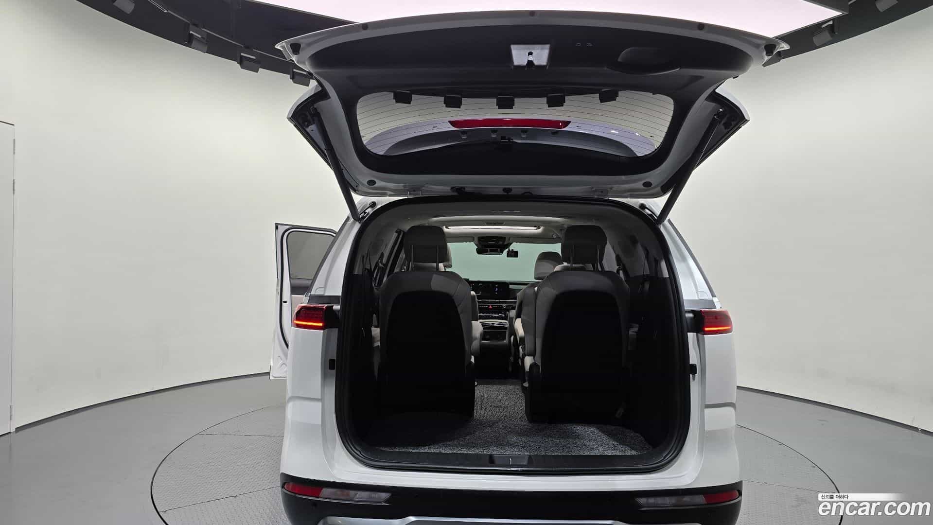 Canival Kia 2021.3-OPTION-024
