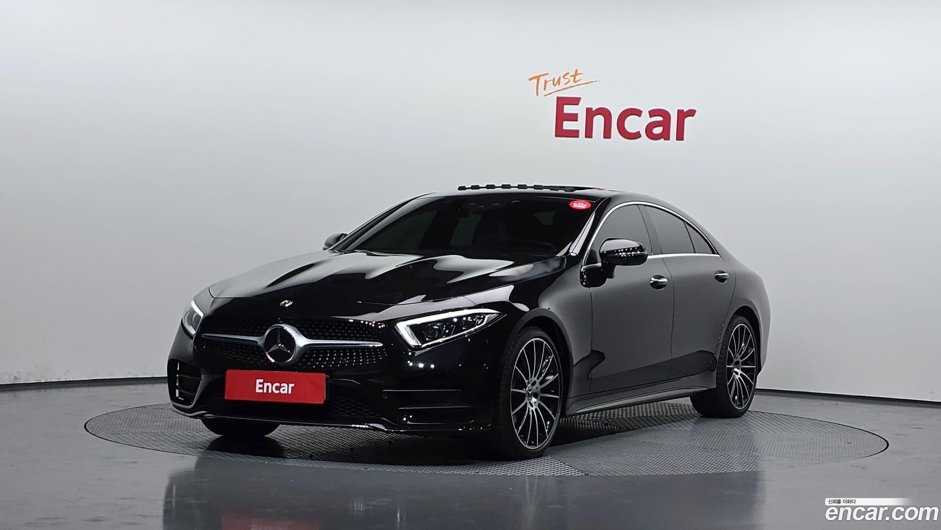 Main__Slider__Photo:CLS-Class Mercedes-Benz 2020.8-0